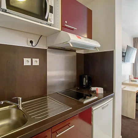 Confort Paris Hotel 3*