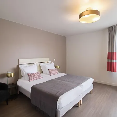 Confort Paris Hotel 3*