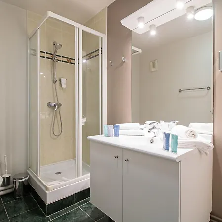 Confort Paris 3* Villejuif